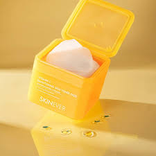 SKINEVER VIT C BRIGHTENING SKIN TONER PAD