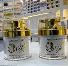 Glow boost moisturiser night