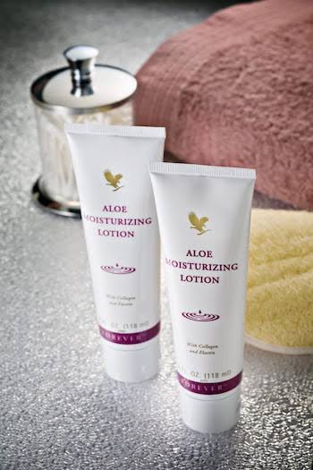 FOREVER aloe moisturizing lotion